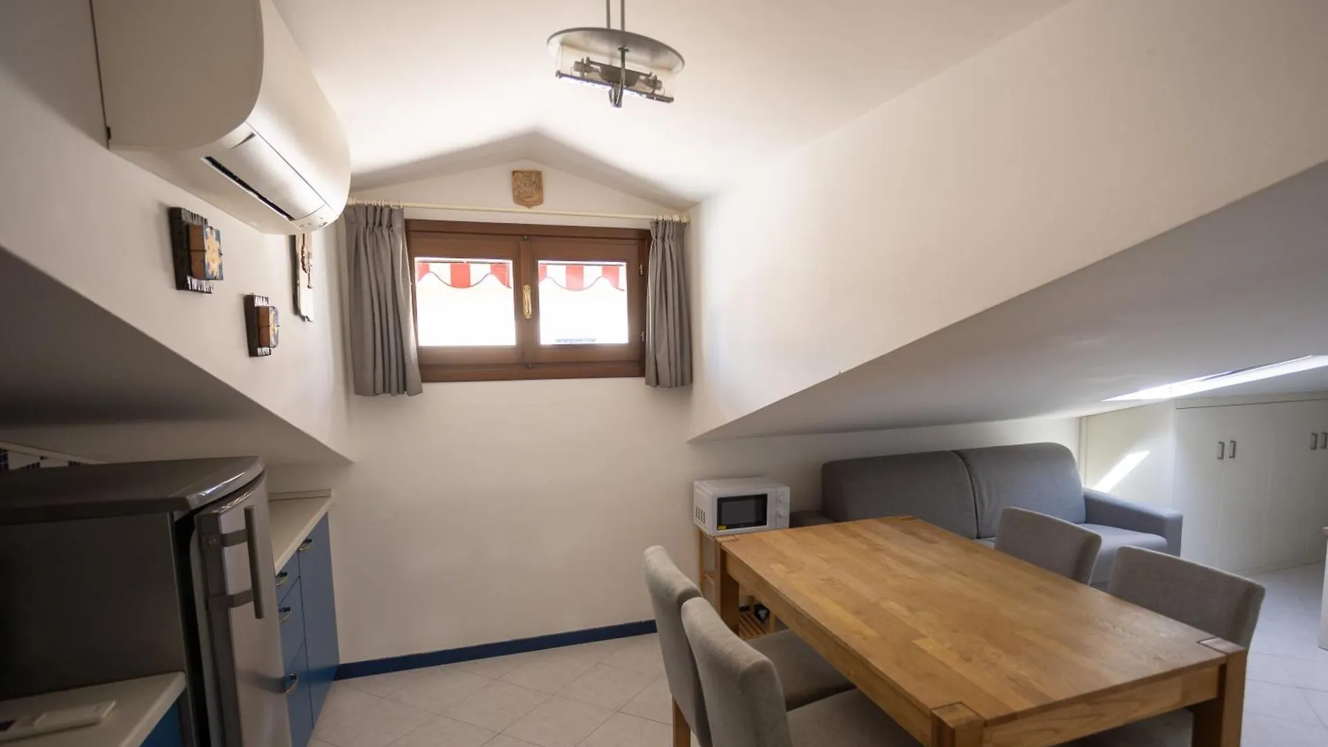 Appartement Aqua E Legno, Mansarda Sul Mare à Jesolo